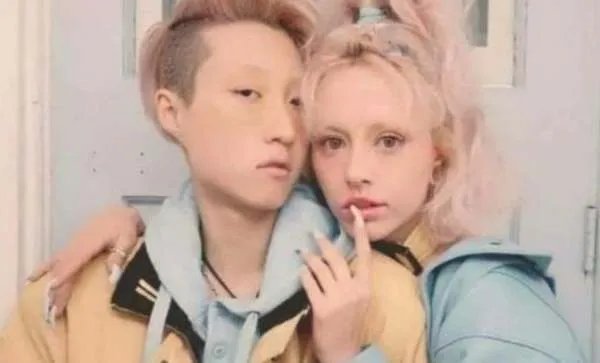 娱乐圈里的明星,都有谁是承认过有私生子的?
