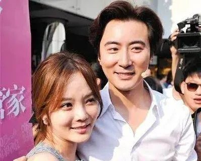高梓淇蔡琳被曝已离婚,结婚6年女方独自带娃,他们分手前都有哪些征兆?
