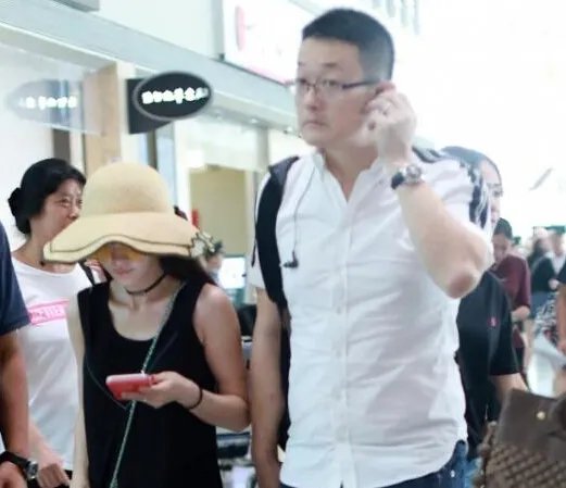 姚笛与男友现身,新男友是什么人?