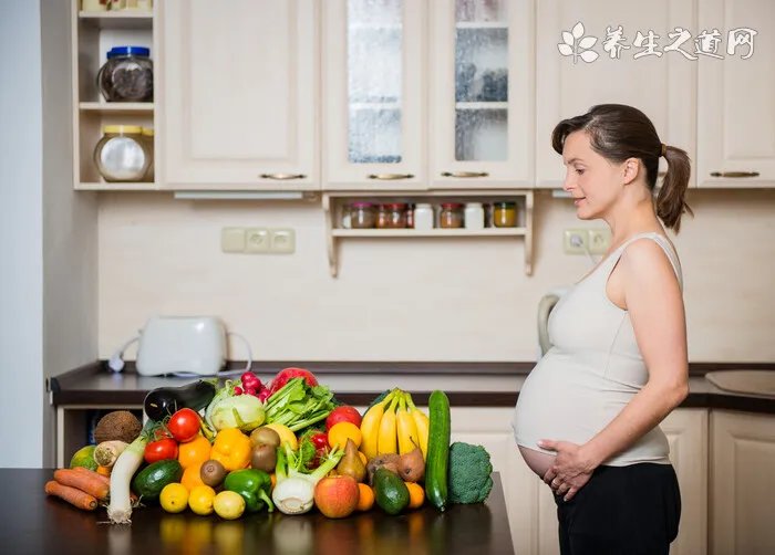 新生儿吐奶后打嗝怎么护理