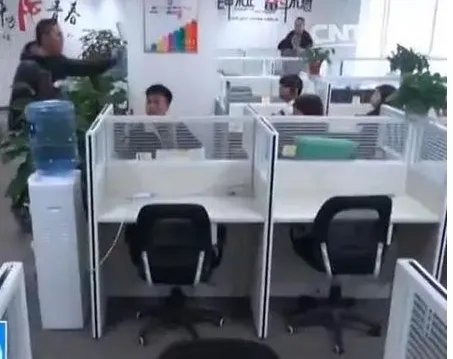 揭高额信用卡骗局是怎么回事?