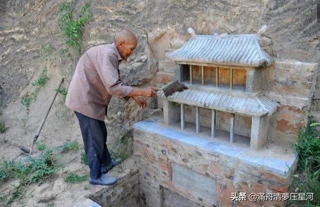 7旬老人花6年时间给自己建墓穴，活人给自己挖墓，为什么？