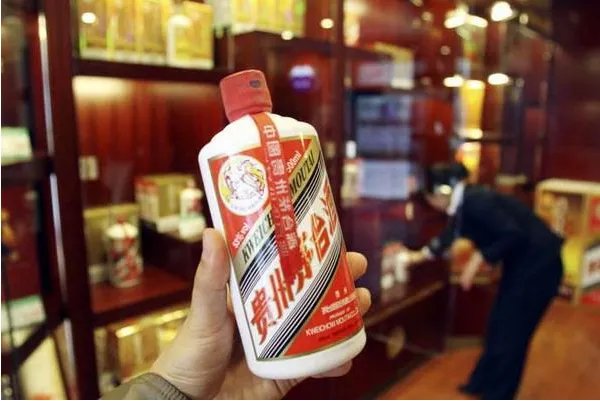 贵州茅台股价突破2000元大关，你觉得还会持续上涨吗？