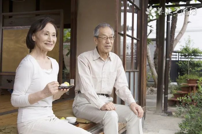 孕妇散步