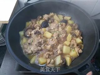 土豆炖鸡