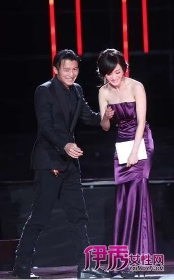 杨幂同居男友遭曝光