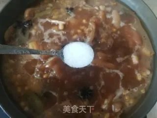 猪蹄炖黄豆