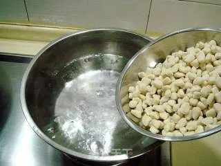 老北京传统小吃“炒疙瘩”