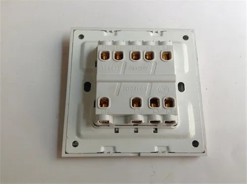 两个开关控制一盏灯怎么接线