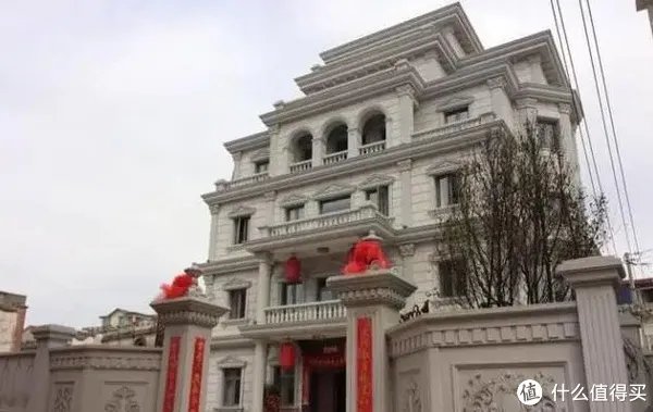 明星豪宅有啥好羡慕的,中国真正的千万豪宅都在农村!