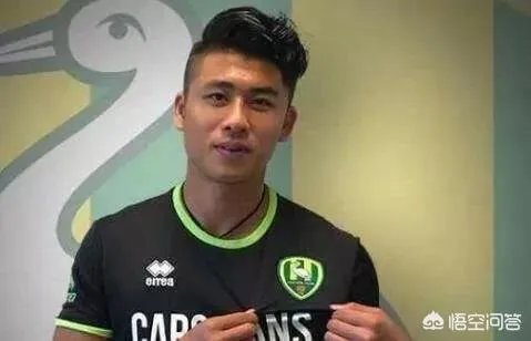 如何看待张玉宁坚持在荷兰踢球?