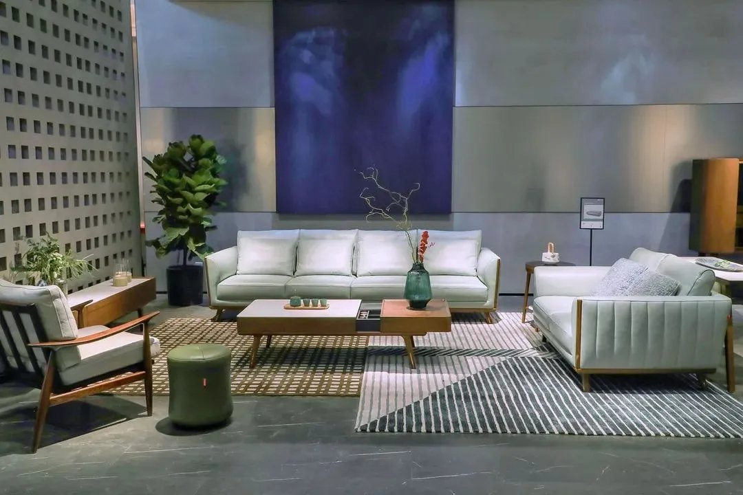 顾家工艺上海展亮相，37年匠心坚持，用极简设计定义极致舒适生活！