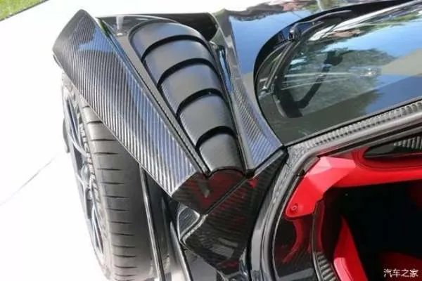 来自外星的猛兽超跑 Gumpert Apollo Intensa Emozione