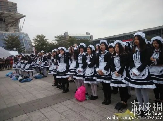 715名女仆聚会：拨动宅男心跳，制服诱惑魅力没法挡
