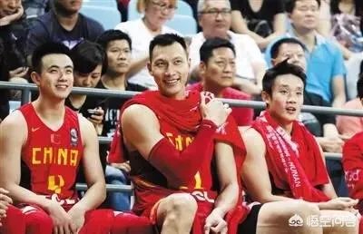 丁彦雨航赛后喊话赵继伟:交给你们了兄弟，别让我失望，对此你怎么看？