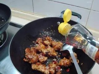 著名湘菜，其貌不扬的“左宗棠鸡”