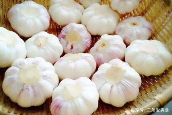 腊八蒜的正确做法窍门?