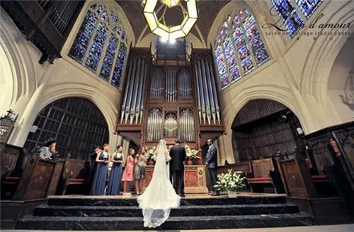 教堂式婚礼仪式介绍 教堂婚礼流程如何安排