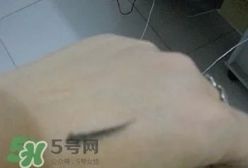 美宝莲眼线膏晕染吗?美宝莲眼线膏好用吗