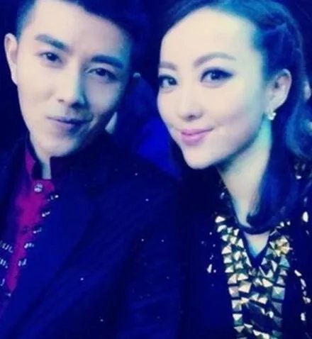 王乐乐余声接吻哪一期 两人忘情激吻图片大曝光