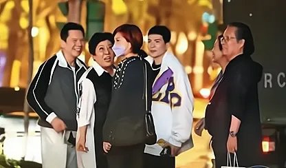 向太携儿子儿媳与友人聚餐,为何郭碧婷表情一脸冷淡?