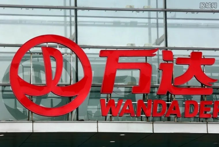江苏万达管道掉落 车库塌陷万达集团称要彻查事故原因