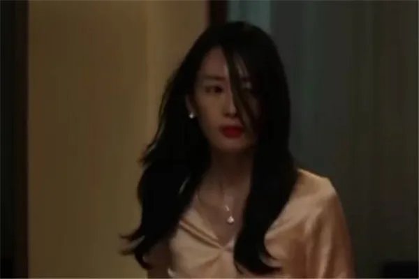 《三十而已》开播8.1分,当初辞演的佟丽娅现在心情如何?