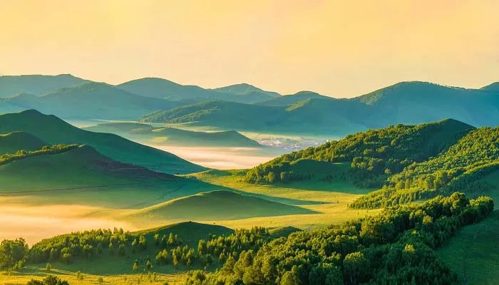 桂林山水甲天下,阳朔山水甲桂林的意思