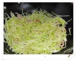 萝卜丝炒肉