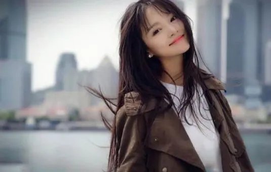 春晚王琪演唱托托可海牧羊人伴舞是谁