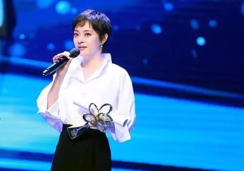 蒋勤勤孙俪是同父异母,俩人真实关系浮出水面,你觉得像吗?