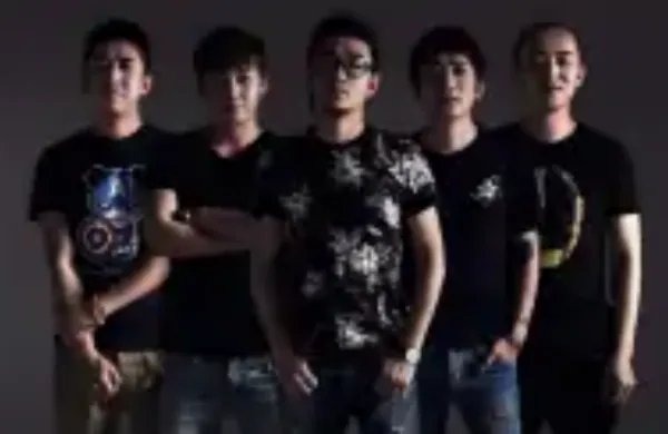 那位有黑撒乐队的歌曲,可以下载分享一下?