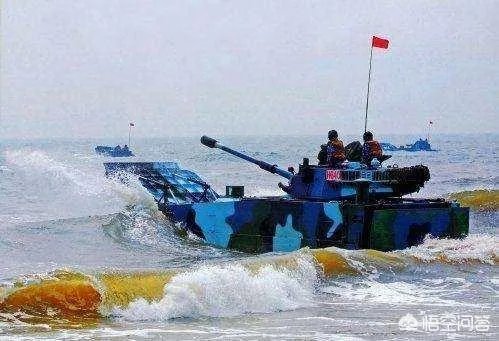 中国05式两栖步战车在海里时是否可以开炮?性能怎么样?