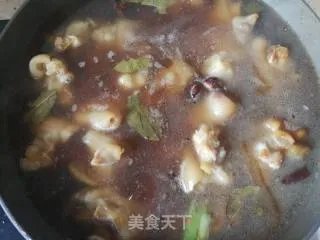 猪蹄炖黄豆