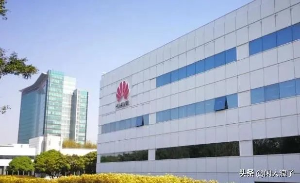 华为Mate X为什么卖得这么贵？