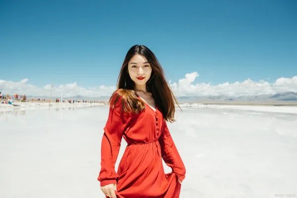 淘宝上的原创设计女装店铺，有哪些好的值得推荐一下的吗？