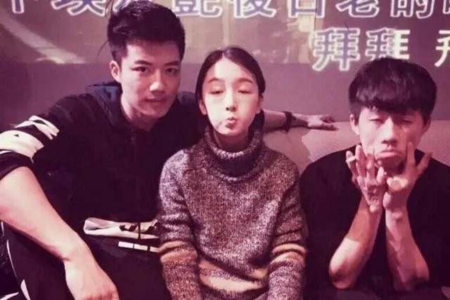 易烊千玺周冬雨绯闻不断,但为什么说他们俩不合适?