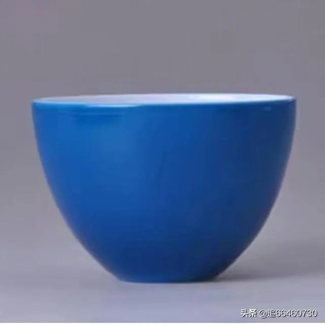 如何鉴定明嘉靖篮釉瓷？