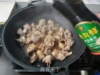 土豆炖鸡